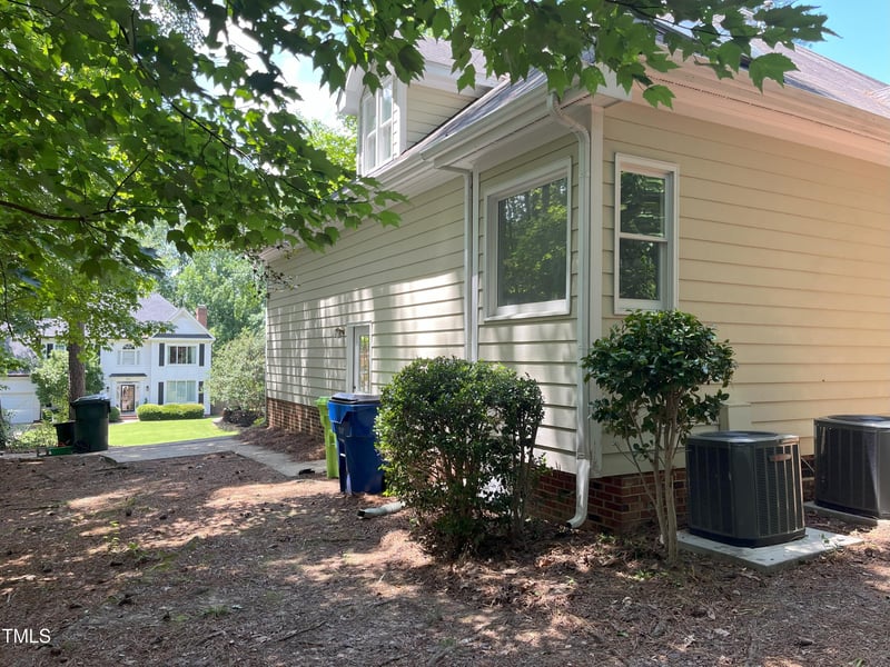 8100 Laurel Mountain Rd, Raleigh, NC 27613