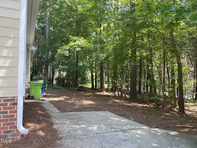 8100 Laurel Mountain Rd, Raleigh, NC 27613
