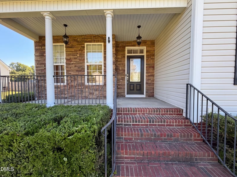 8100 Mosby Way, Willow Springs, NC 27592
