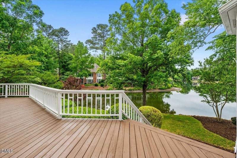 81002 Alexander, Chapel Hill, NC 27517