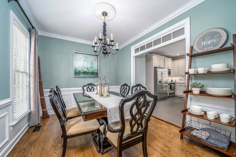 8101 Gabriels Bend Dr, Raleigh, NC 27612