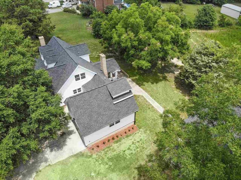 8101 Raleigh Rd, Benson, NC 27504
