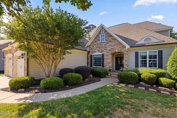 8104 Crookneck Dr, Angier, NC 27501