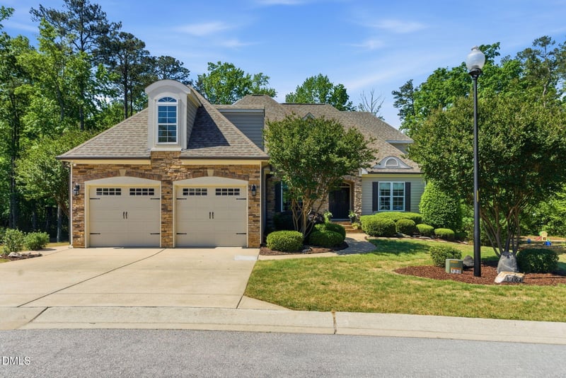 8104 Crookneck Dr, Angier, NC 27501