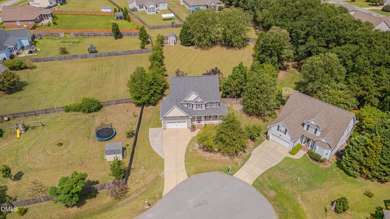 8104 Hartwood Glen Cir, Willow Springs, NC 27592