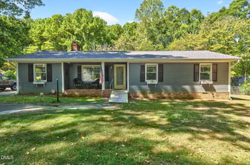 8104 Rhodes Rd, Apex, NC 27539