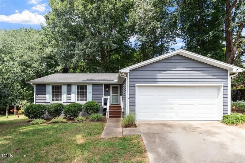 8105 Sapwood Ct, Raleigh, NC 27615