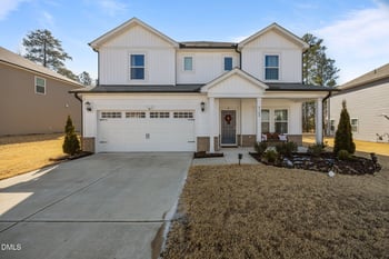 8108 Braefield Dr, Raleigh, NC 27616