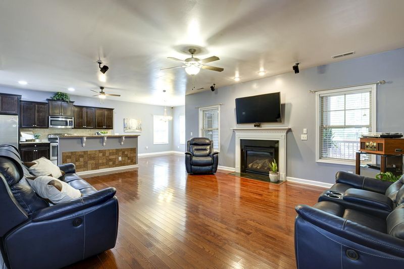 8108 Crookneck Dr, Angier, NC 27501