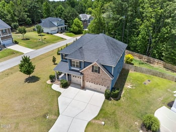 8108 Fieldcrest Ln, Fuquay Varina, NC 27526