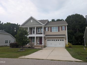 8109 Fieldcrest Ln, Fuquay Varina, NC 27526