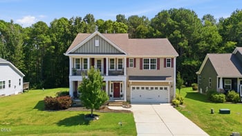 8109 Fieldcrest Ln, Fuquay Varina, NC 27526