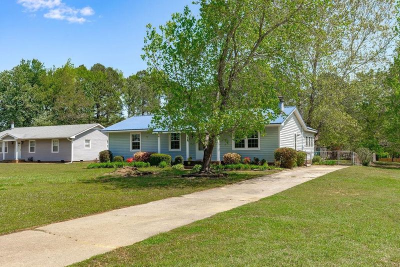 8109 Rhodes Rd, Apex, NC 27539