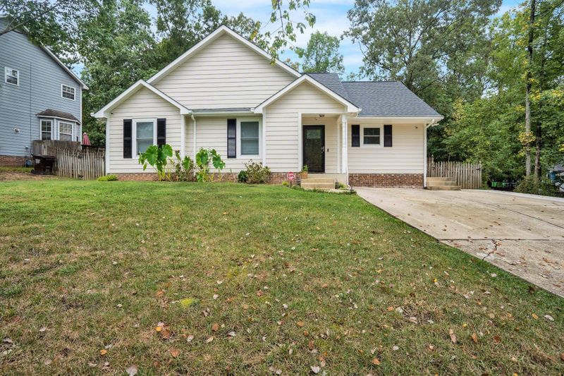 811 Alpha Dr, Durham, NC 27703