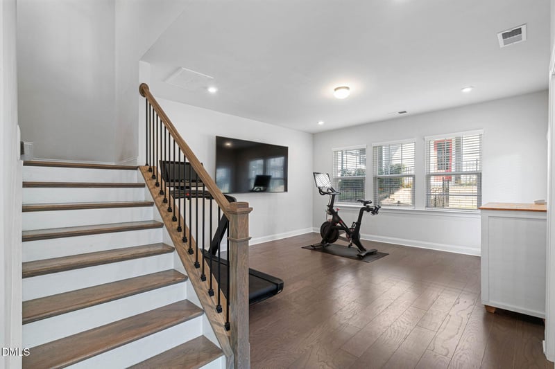 811 Amley Pl, Apex, NC 27523