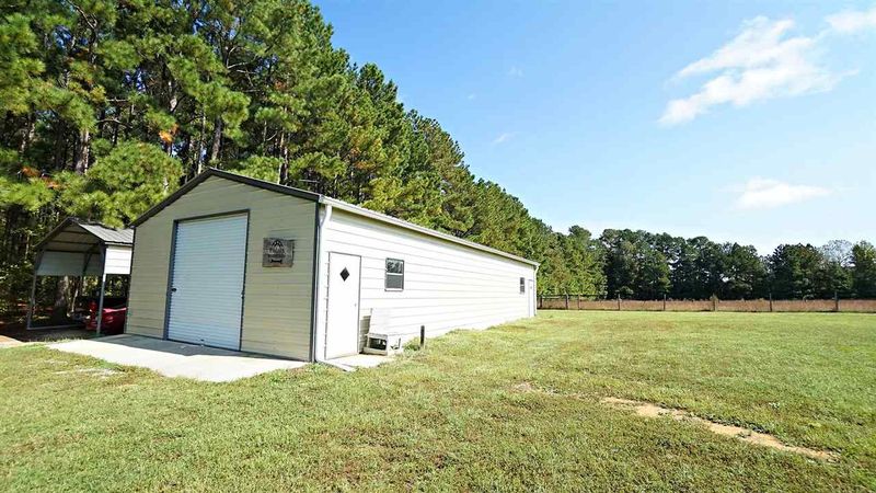 811 Bethlehem Church Rd, Youngsville, NC 27596