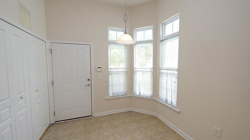 811 Endhaven Pl, Cary, NC 27519
