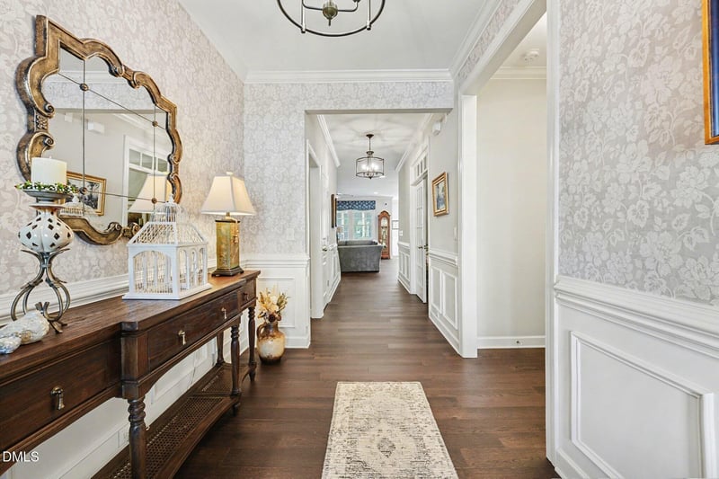 811 King Lake Ct, Fuquay Varina, NC 27526