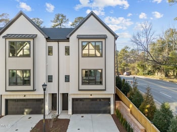 811 Maple Berry Ln, Raleigh, NC 27607