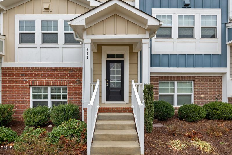 811 Winter Meadow Dr, Wake Forest, NC 27587