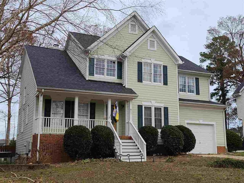 811 Yorkshire Dr, Clayton, NC 27520