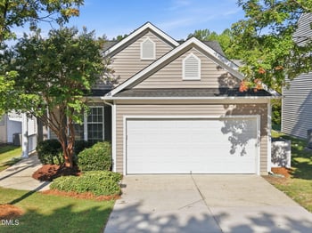 8111 Willowglen Dr, Raleigh, NC 27616