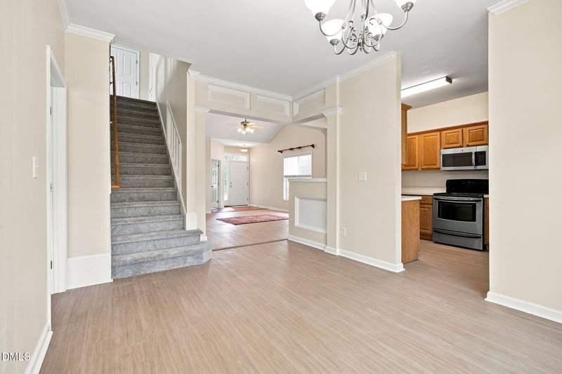 8111 Willowglen Dr, Raleigh, NC 27616