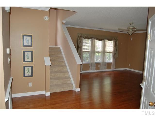 8112 Duck Creek Dr, Raleigh, NC 27616