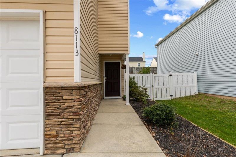 8113 Caliber Woods Dr, Raleigh, NC 27616