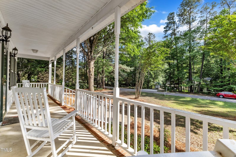 8113 Huskfield Ct, Apex, NC 27539
