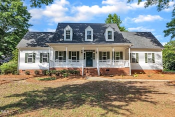 8113 Huskfield Ct, Apex, NC 27539
