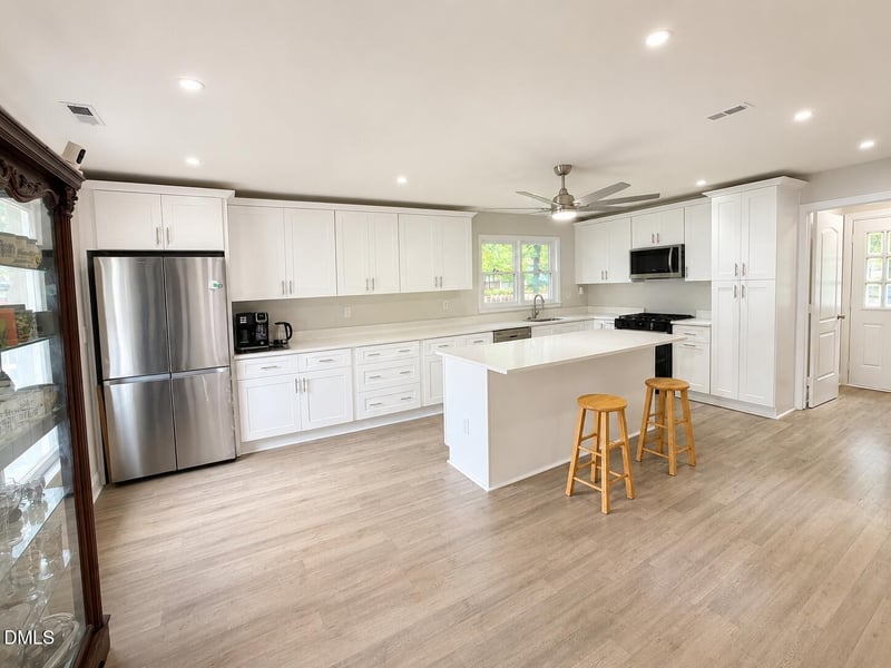 8113 Wynewood Dr, Raleigh, NC 27616