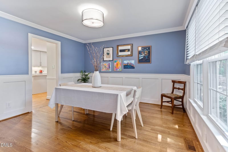 8116 Brookwood Ct, Raleigh, NC 27613