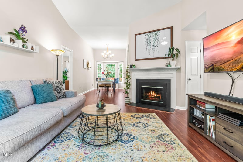 8116 Owenston Ct, Raleigh, NC 27612