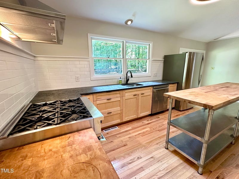8116 Reynard Rd, Chapel Hill, NC 27516