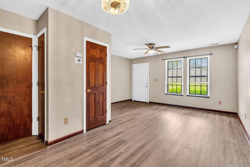 8117 Farmlea Cir, Raleigh, NC 27616