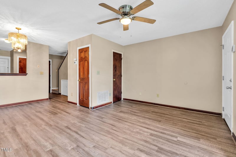 8117 Farmlea Cir, Raleigh, NC 27616