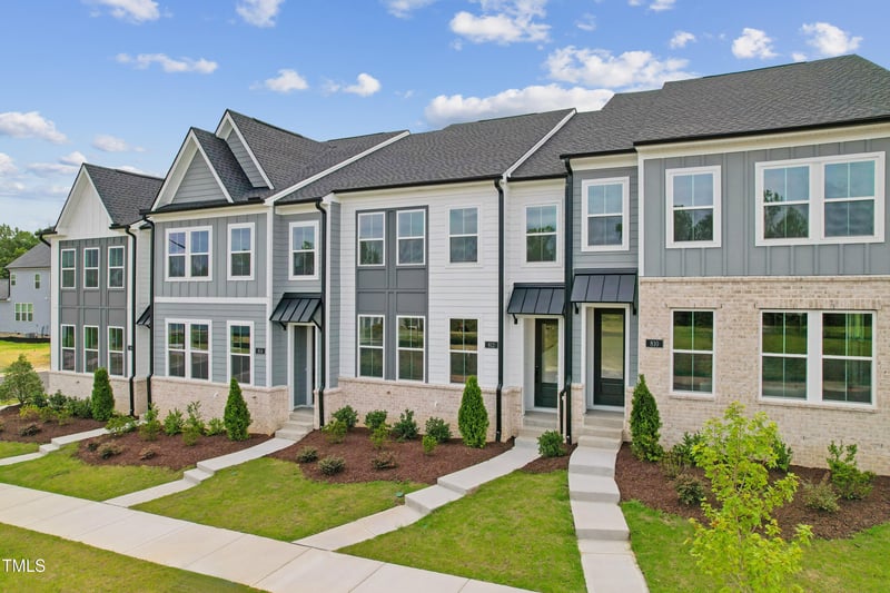 812 Barlow Dr #253, Knightdale, NC 27545