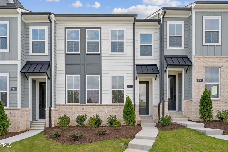 812 Barlow Dr #253, Knightdale, NC 27545