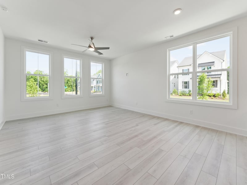 812 Barlow Dr #255, Knightdale, NC 27545