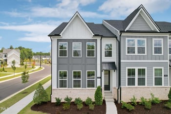 812 Barlow Dr #255, Knightdale, NC 27545