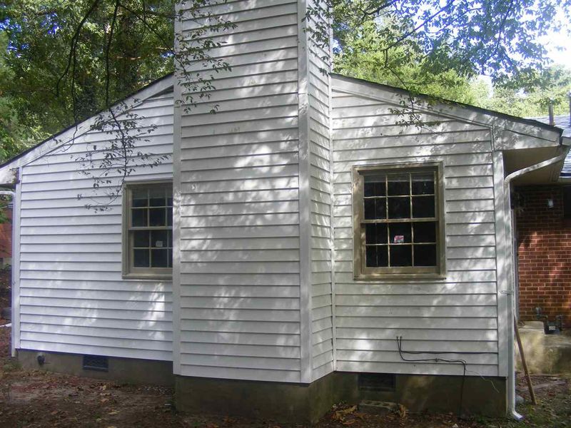 812 Bunche Dr, Raleigh, NC 27610