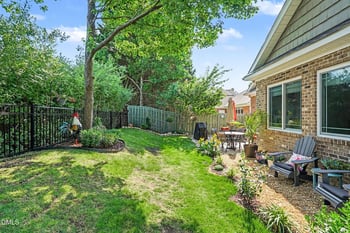 812 Canyoncreek Ln, Fuquay Varina, NC 27526