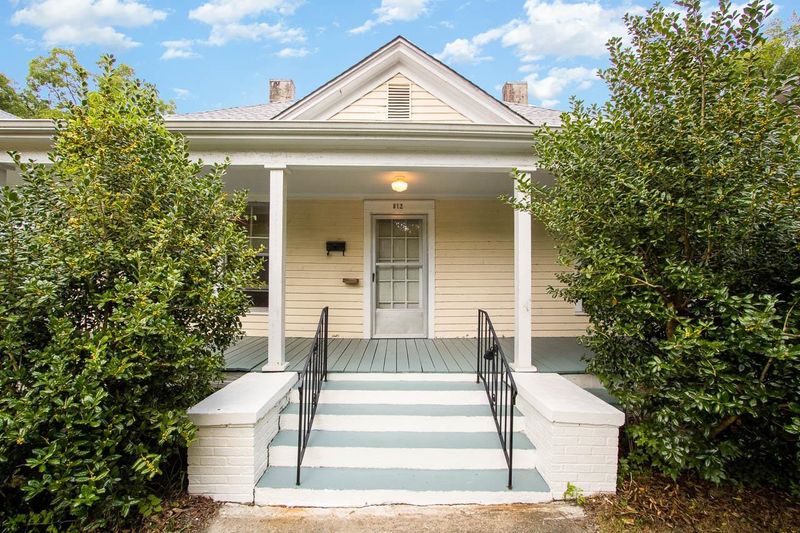 812 Clarendon St, Durham, NC 27705