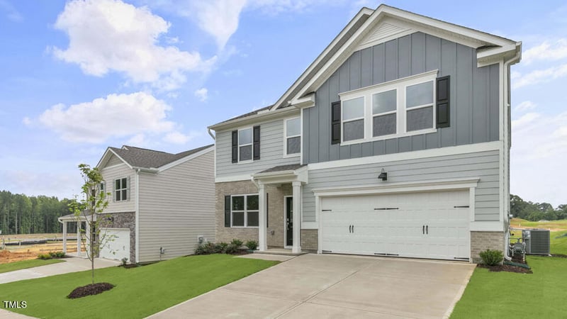 812 Comice Pear Way, Willow Springs, NC 27592