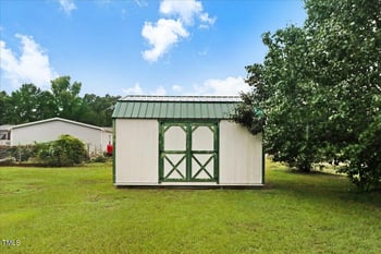 812 Ditchbank Rd, Goldsboro, NC 27534