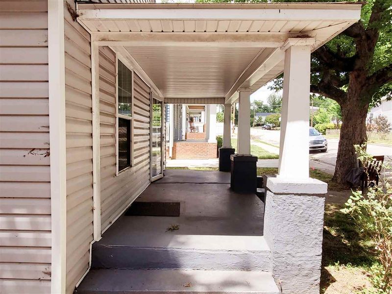 812 S East St, Raleigh, NC 27601