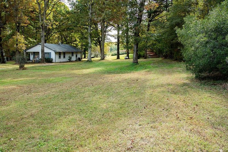 812 Goodwin Rd, Durham, NC 27712