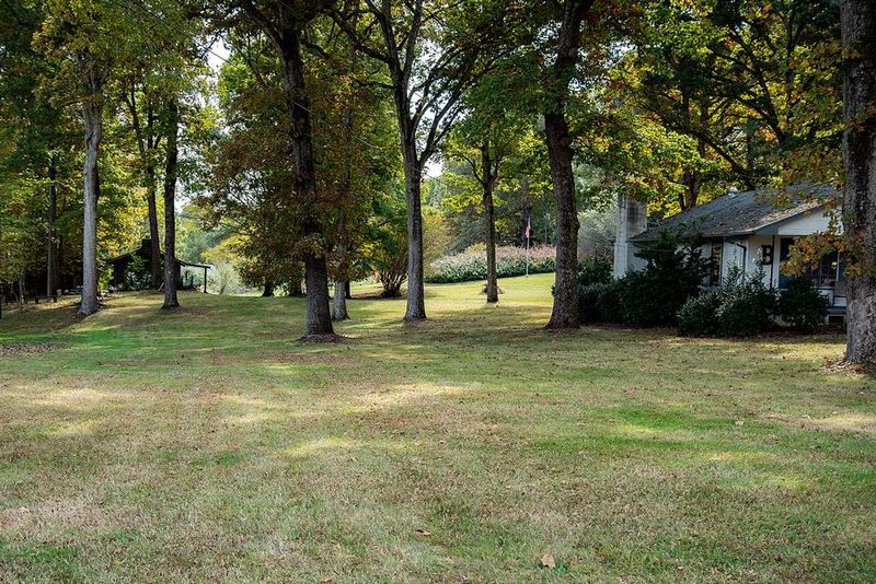 812 Goodwin Rd, Durham, NC 27712