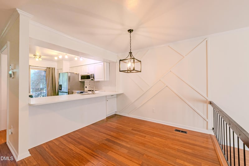 812 Green Ridge Dr, Raleigh, NC 27609